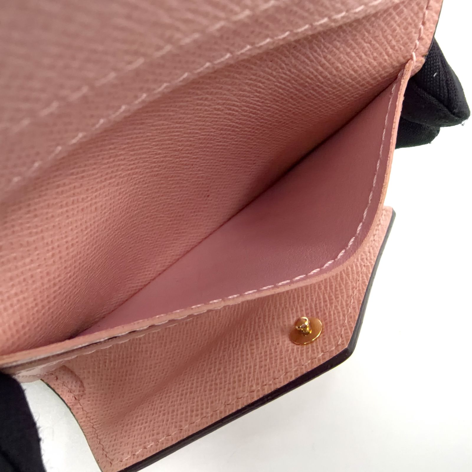 新着】LOUIS VUITTON ポルトフォイユ ゾエ モノグラム モノグラム