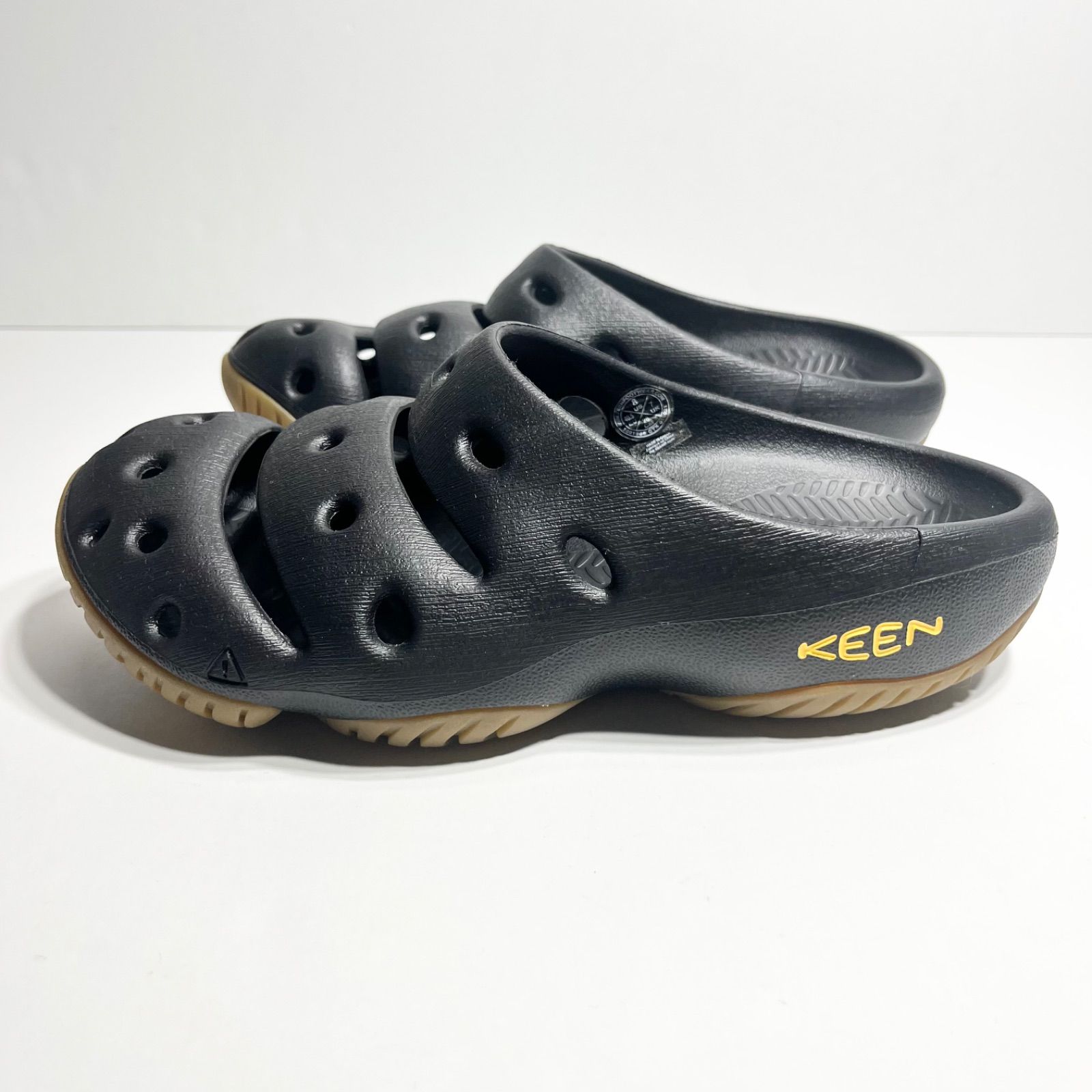 即完のイエローラベル！ KEEN キーン YOGUI ヨギ サンダル 26cm！ 未使用】KEEN キーン YOGUI ヨギ サンダル 26cm イエローラベル - メルカリ