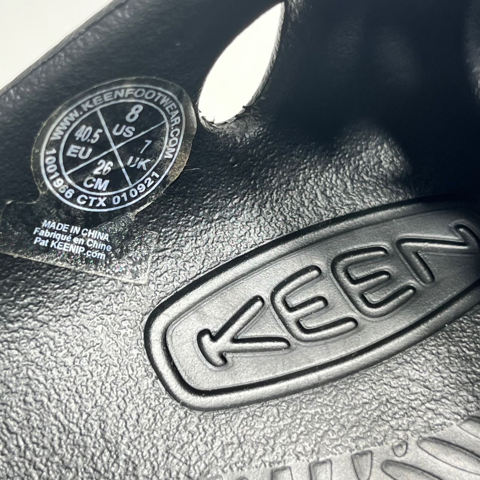 未使用】KEEN キーン YOGUI ヨギ サンダル 26cm イエローラベル - メルカリ