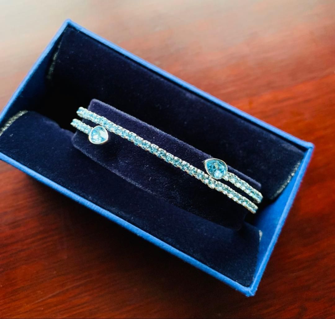 Swarovski Twisty Bangle スワロフスキーツイスティバングル