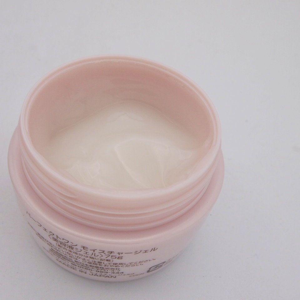パーフェクトワン モイスチャージェル 75g - メルカリ