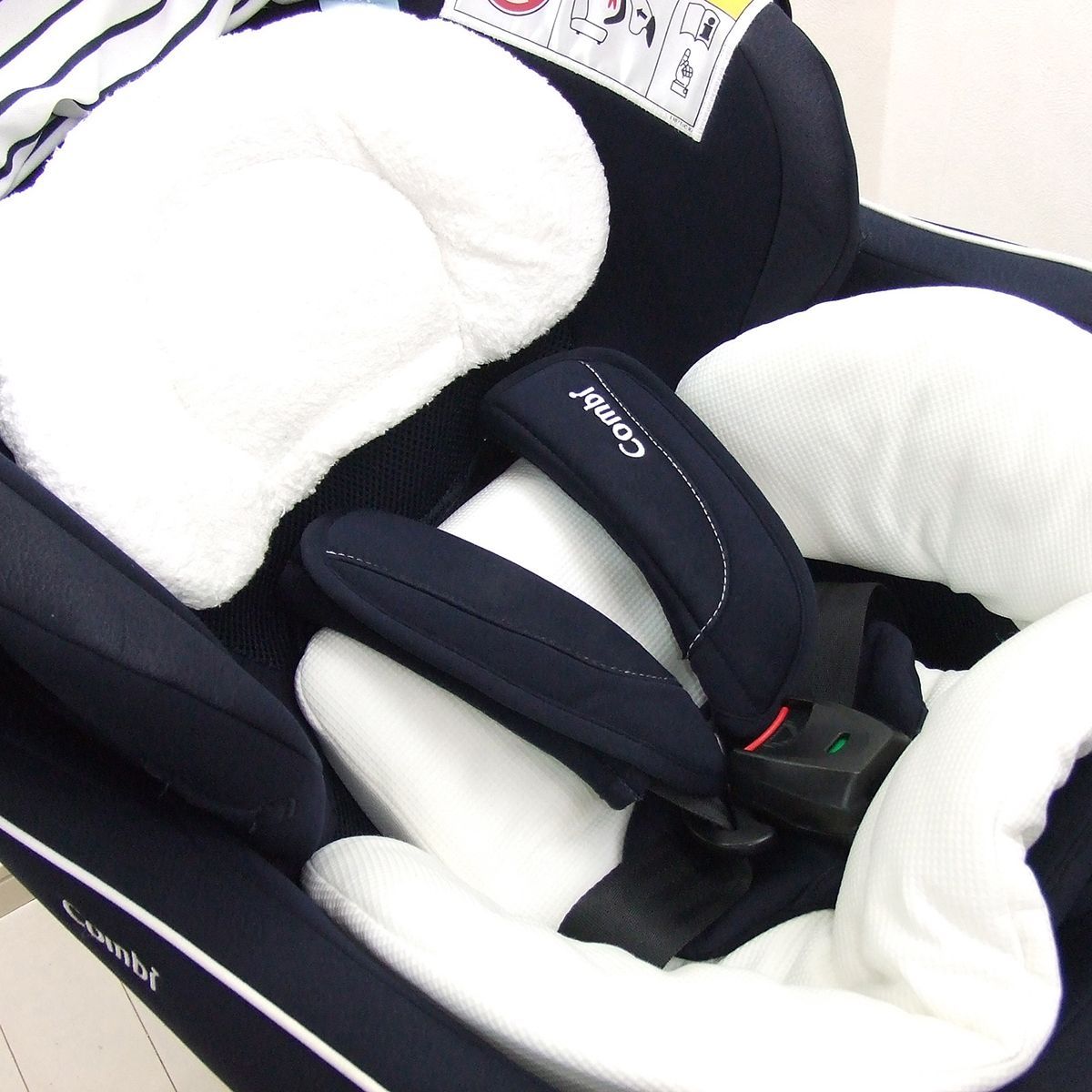 クルムーヴ ISOFIX スマート コンビ チャイルドシート エッグショック 
