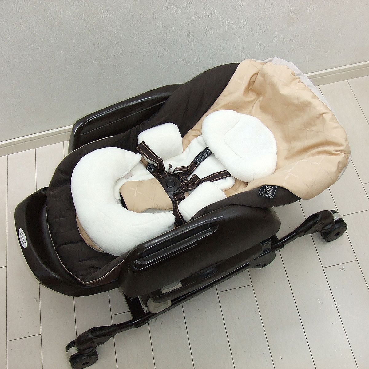 Combi ネムリラ 電動ハイローチェア 公式WEBショップ
