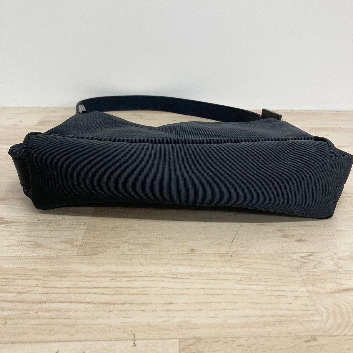 美品✨agnes b.VOYAGE アニエスベーボヤージュ ショルダーバッグ 黒 極 