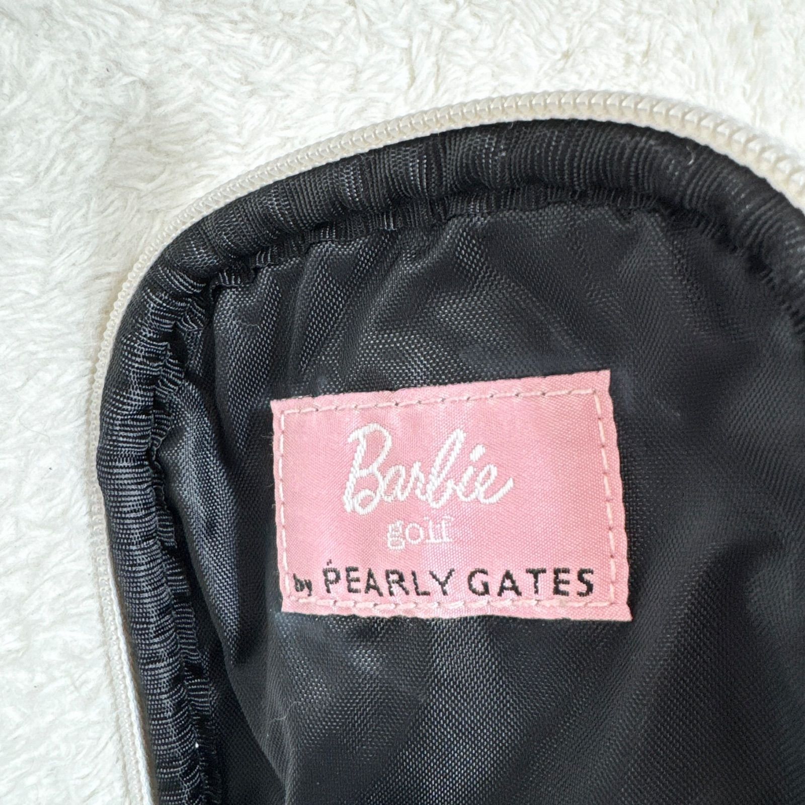 レア Barbie by PEARLY GATES エナメルクラブケース - メルカリ