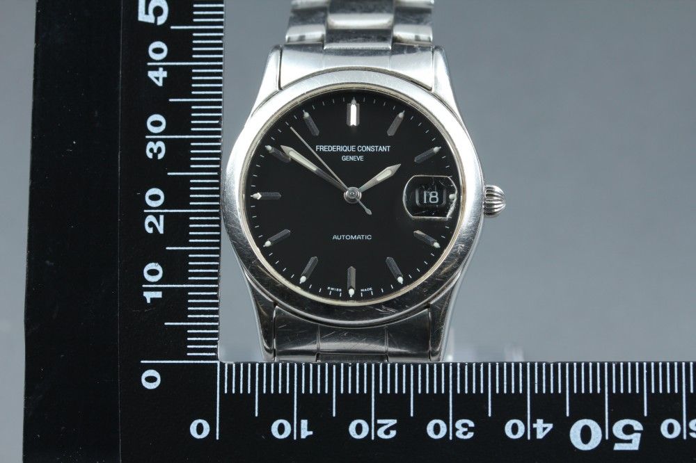 稼働品】FREDERIQUE CONSTANT クラシックス・オートマティック FC303