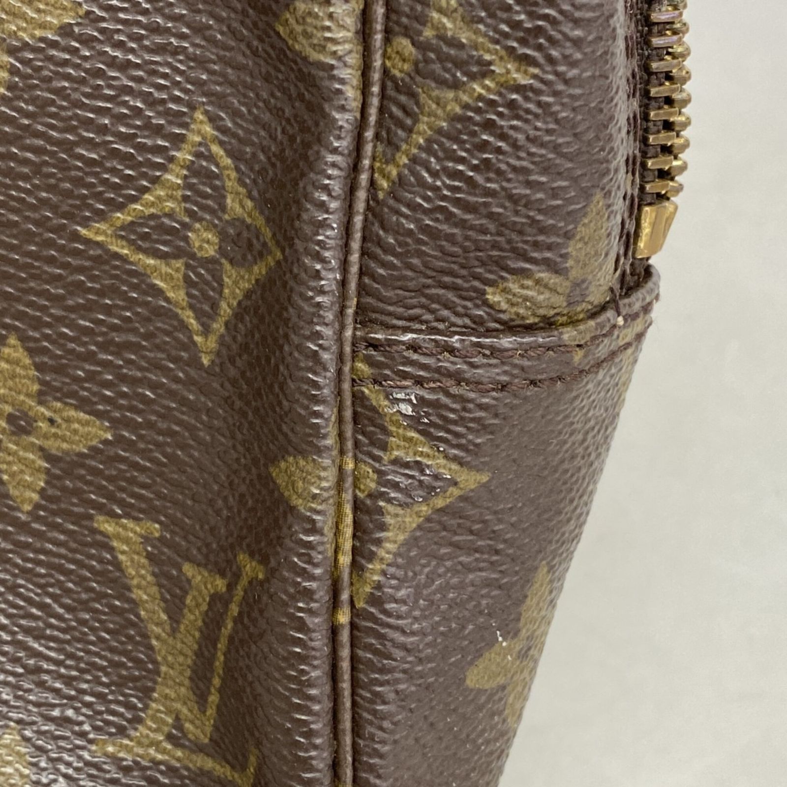 ルイヴィトン LOUIS VUITTON クラッチバッグ モノグラム トゥルースト