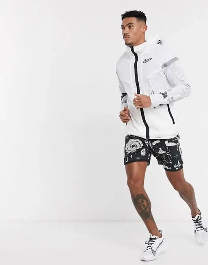 (105) メンズ NIKE ランニング ウィンドランナー ウィンドブレーカー ジャケット 6,545円