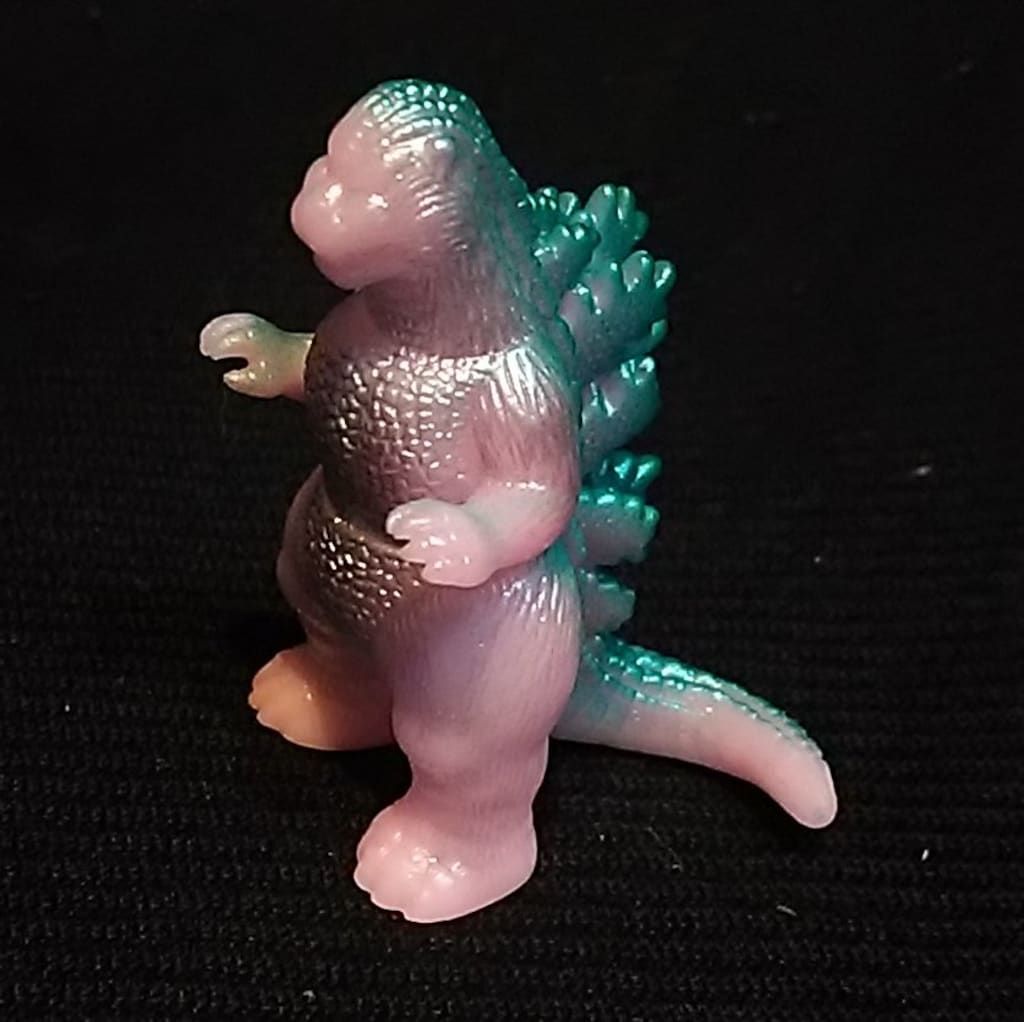 マルサン 東宝怪獣大図鑑60mm ゴジラ・ストアver1.5 ゴジラ1989 ピンク