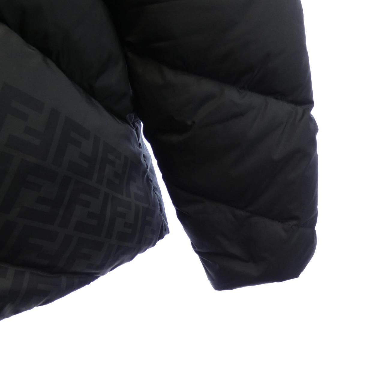 フェンディ FENDI FAA919 AQNJ ダウンジャケット フェンディ FENDI FAA919 AQNJ ダウンジャケット - メルカリ