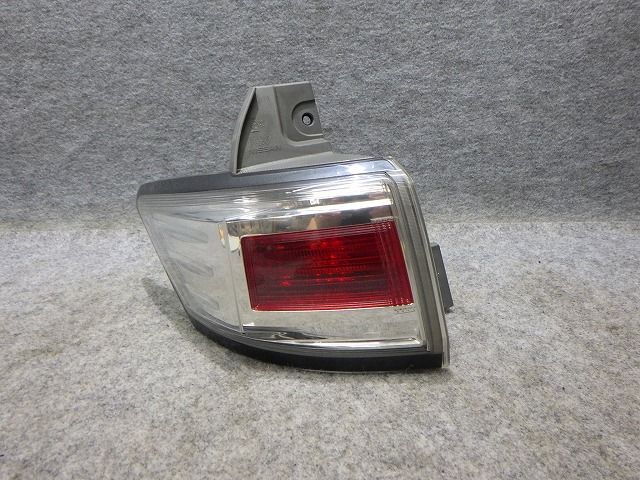 エルグランド 左テール E52 TE52 TNE52 前期 ハイウェイスター