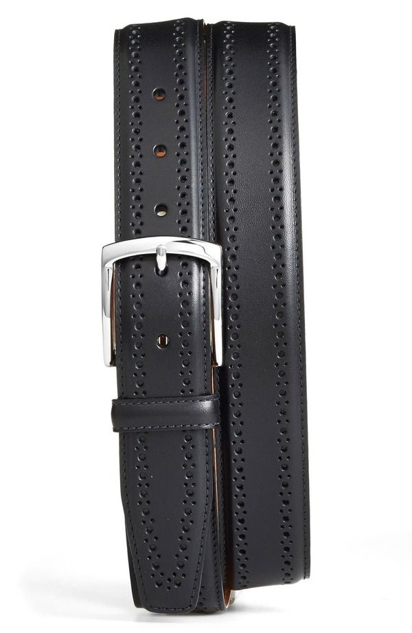 アレン エドモンズ メンズ アクセサリー ベルト Tシャツ ブローグ レザー Allen Edmonds Manistee Brogued Leather Belt Black ブラック