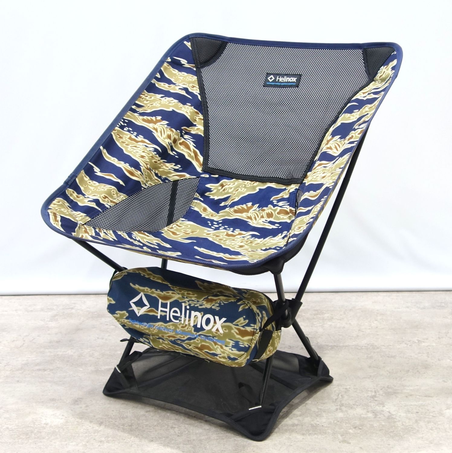 美品 ヘリノックス Helinox チェアワン ブルータイガーカモ グランド