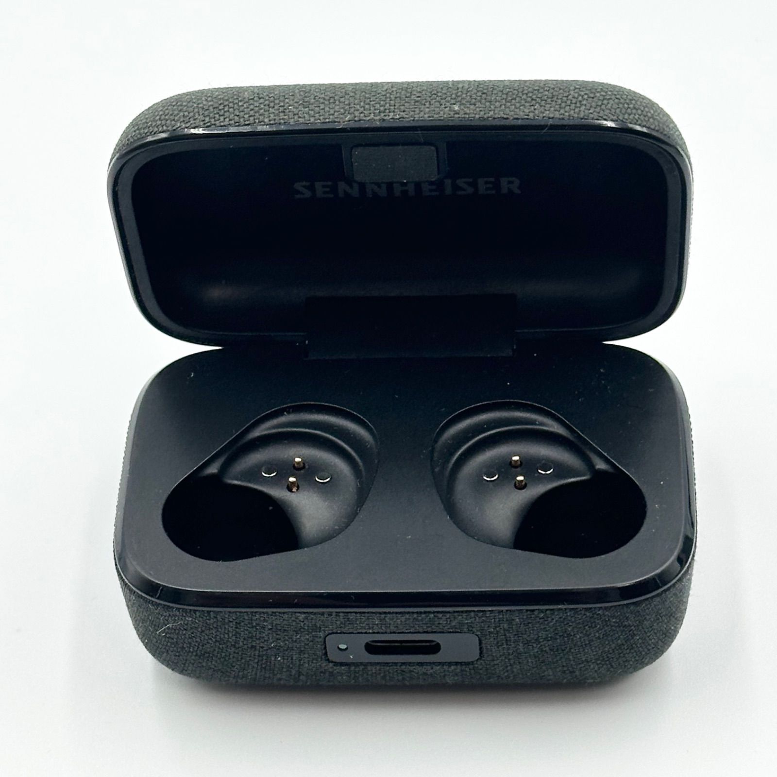 ゼンハイザーMOMENTUM True Wireless 4純正充電ケースのみ Sennheiser Momentum True Wireless 4充電ケース 正規品 【24時間以内