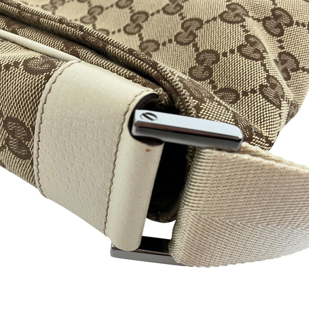 美品 GUCCI グッチ GGキャンバス メッセンジャーバッグ ショルダー