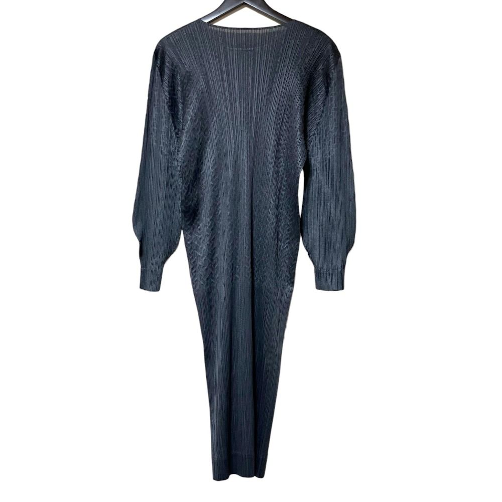 美品 PLEATS PLEASE プリーツプリーズ イッセイミヤケ エンボス加工
