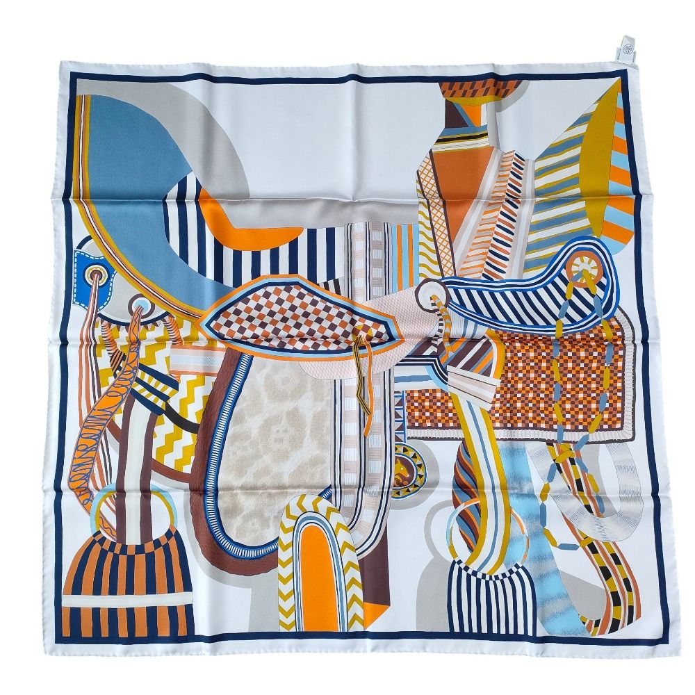 未使用 HERMES エルメス LA SELLE IMAGINAIRE 空想の鞍 カレ90 シルク