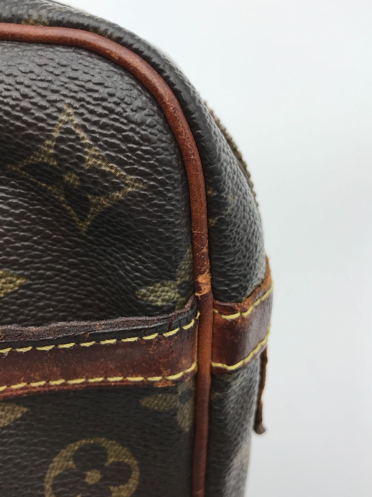 LOUIS VUITTON ルイヴィトン クラッチバッグ コンピエーニュ28
