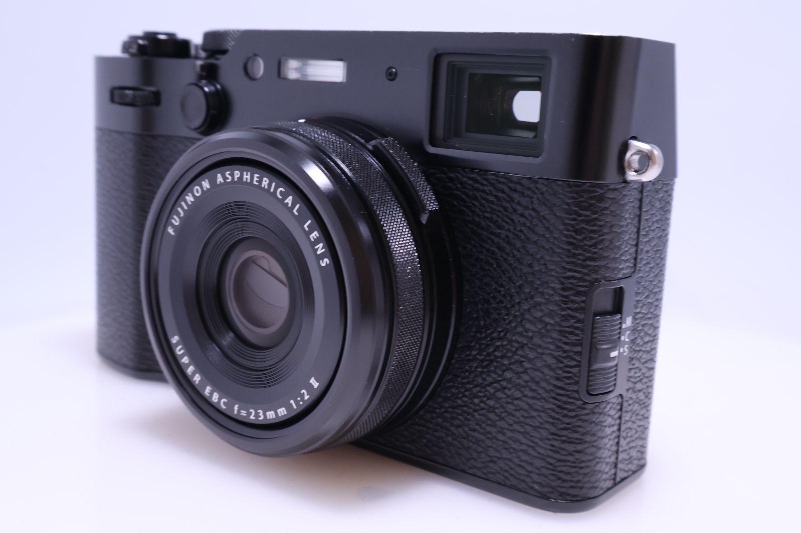 良品】FUJIFILM X100Ⅵ ブラック 多言語対応モデル X100Ⅵ-B デジタル 