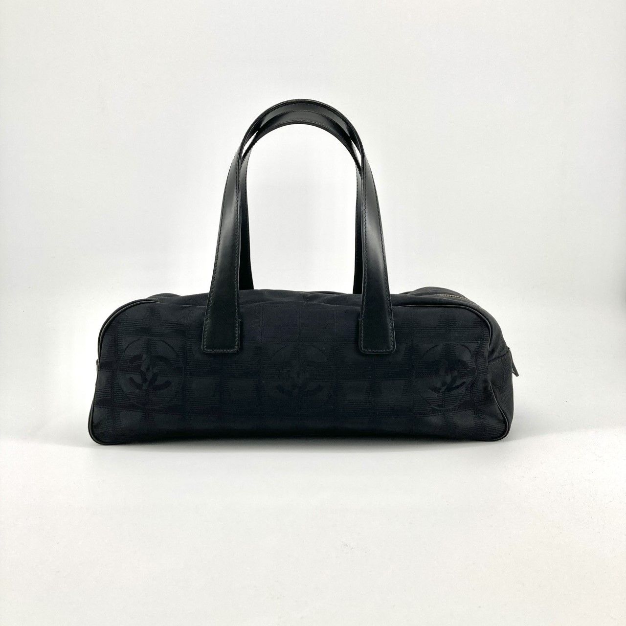 訳ありCHANELノベルティミニボストンバッグ黒　希少 CHANEL（シャネル） ニュートラベルライン 9番台 A15828 ミニボストン
