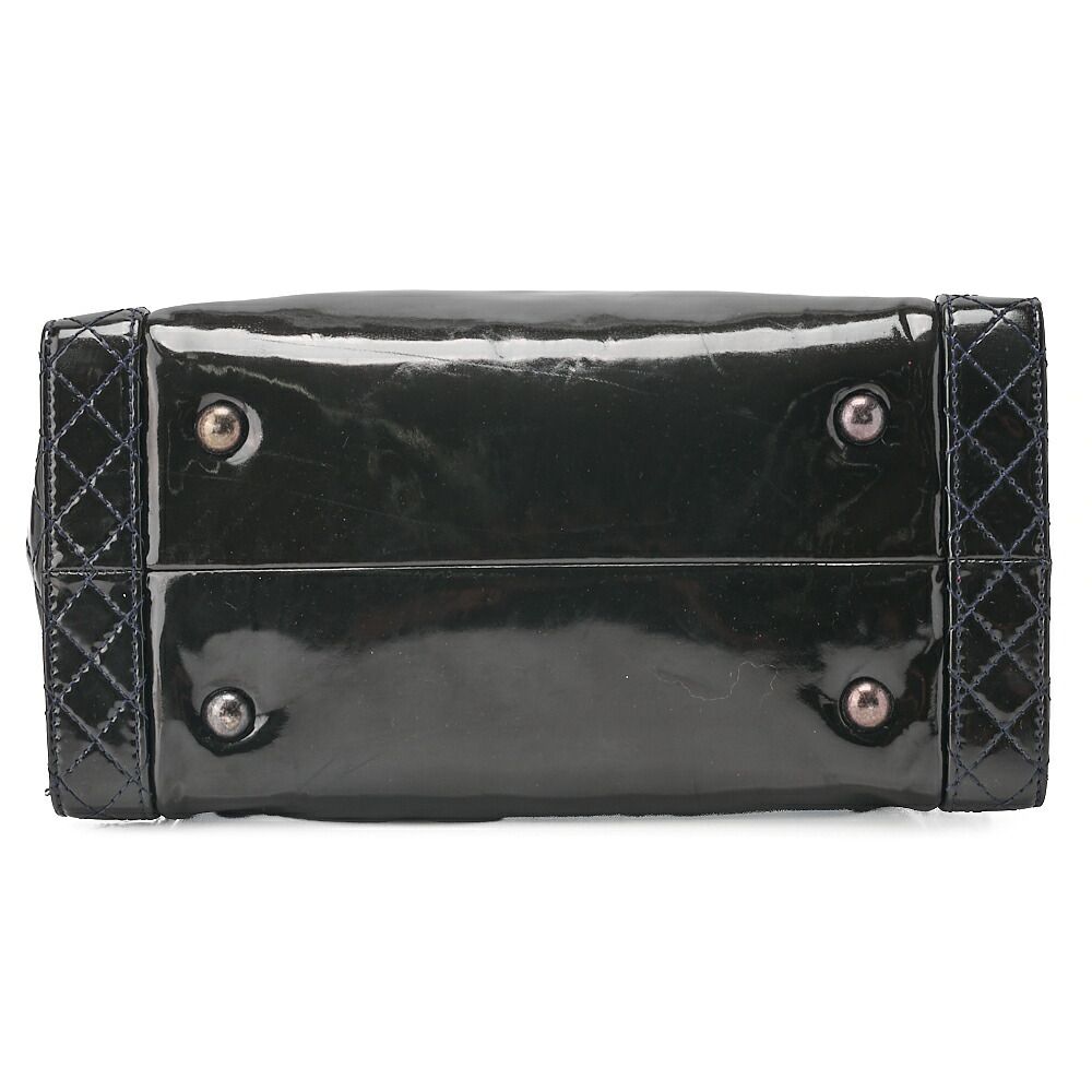 CHANEL シャネル エナメル ボーイシャネル チェーントートバック 黒