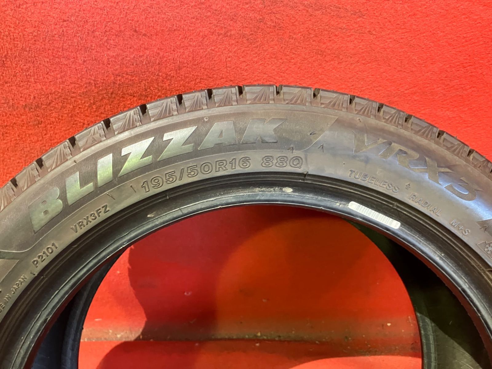 中古スタッドレスタイヤ【195/50R16 BRIDGESTONE VRX3】 4本SET - メルカリ