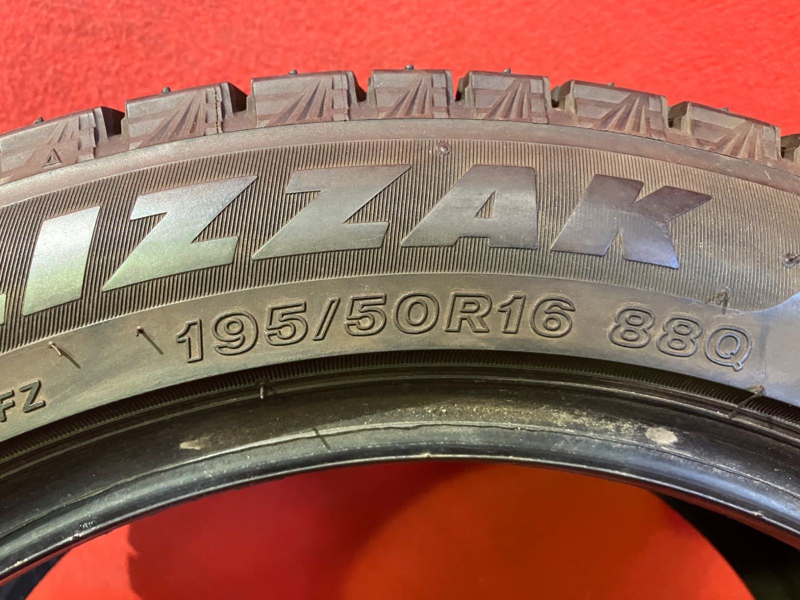中古スタッドレスタイヤ【195/50R16 BRIDGESTONE VRX3】 4本SET - メルカリ