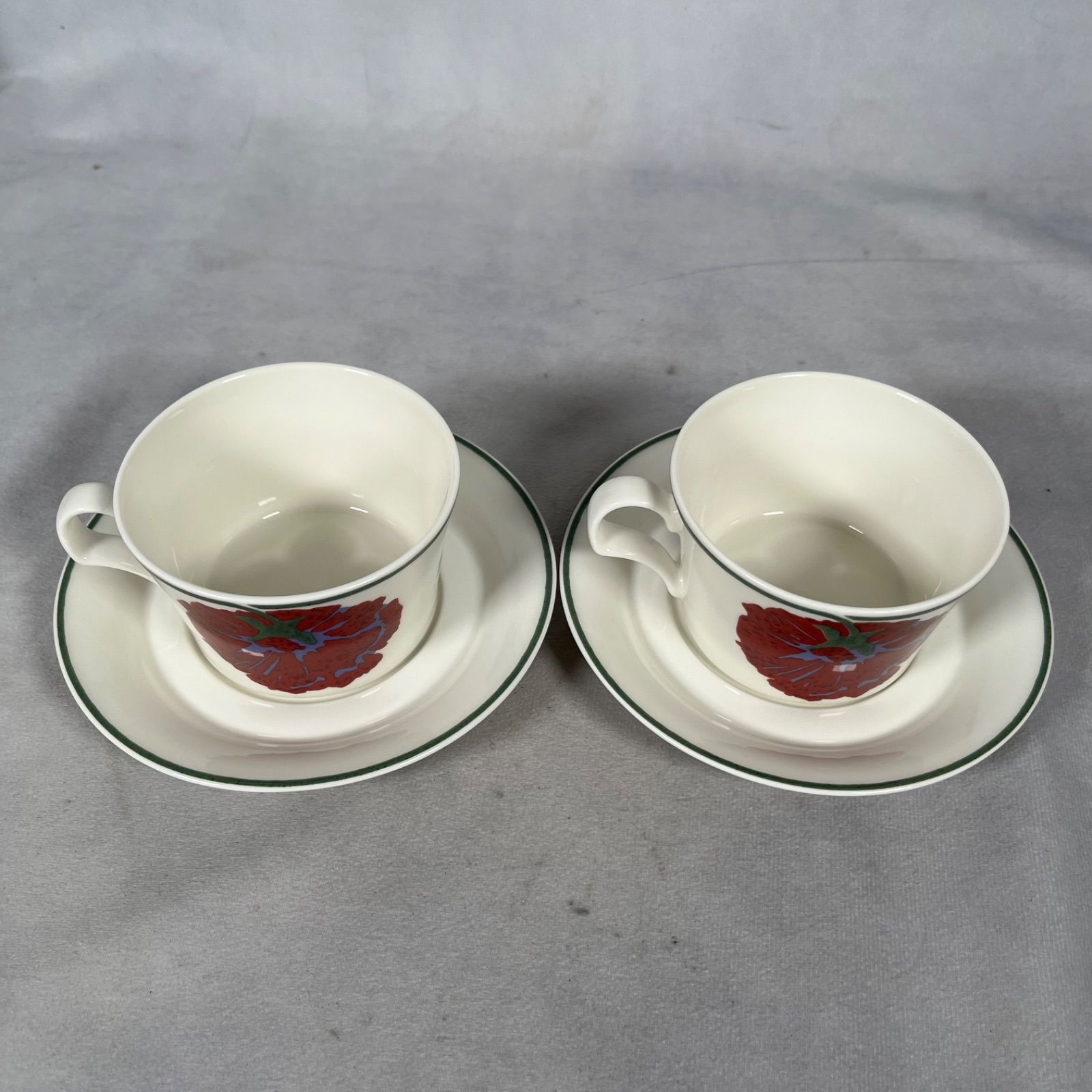 管2606-111】Arabia illusia カップ＆ソーサー 箱付き 食器 中古品 