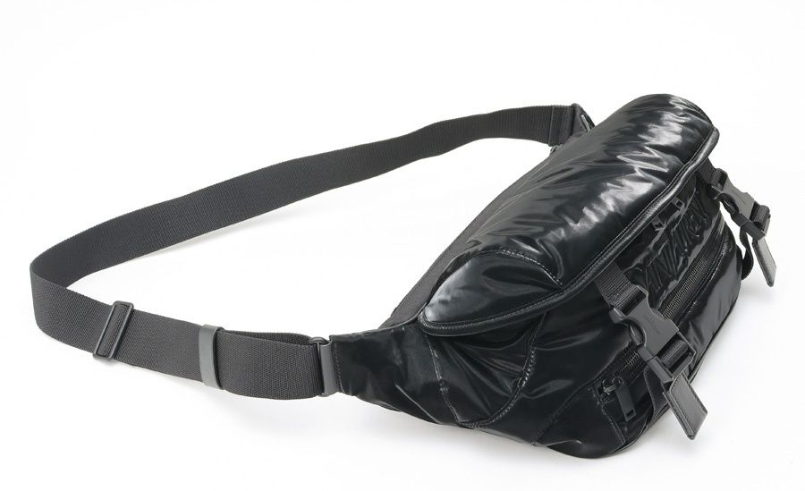 サンローラン / SAINT LAURENT　ボディバッグ / メッセンジャーバッグ　758258　ナイロン　ブラック 【中古美品】 サンローラン / SAINT LAURENT ボディバッグ / メッセンジャーバッグ
