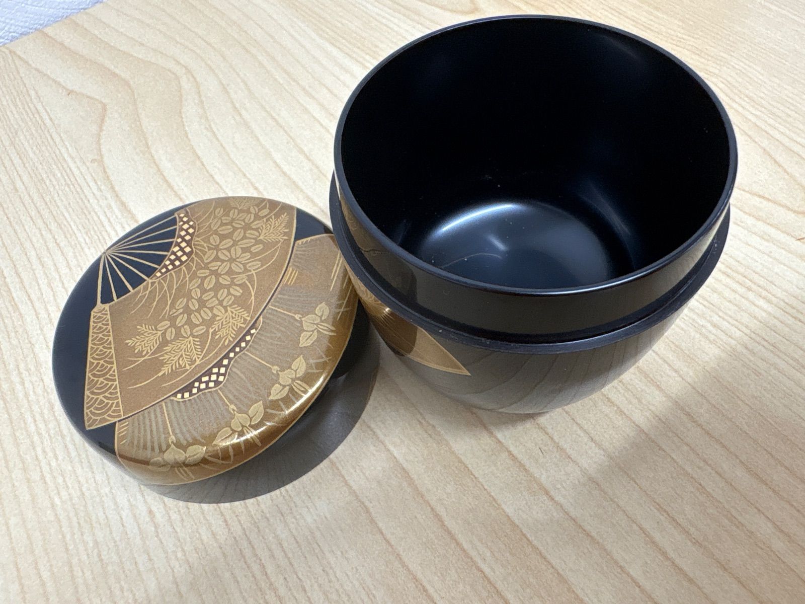 茶道具　輪島塗　牧野正峰作　扇面蒔絵　棗　共箱 茶道具 輪島塗 牧野正峰作 扇面蒔絵 棗 共箱 - メルカリ