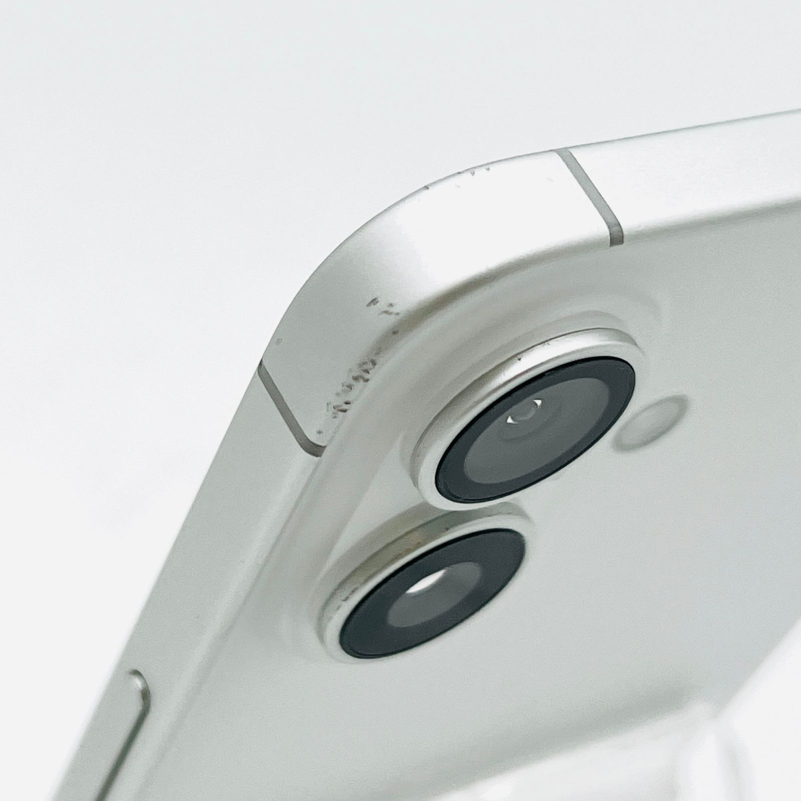 iPhone16 256GB ジャンク品 ホワイト - メルカリ