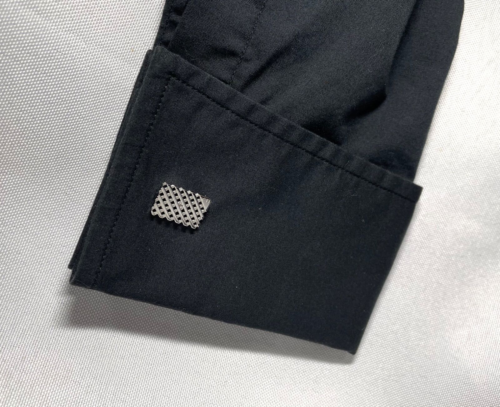 美品 希少 Dior Homme ディオールオム CDロゴ くり抜き格子デザイン