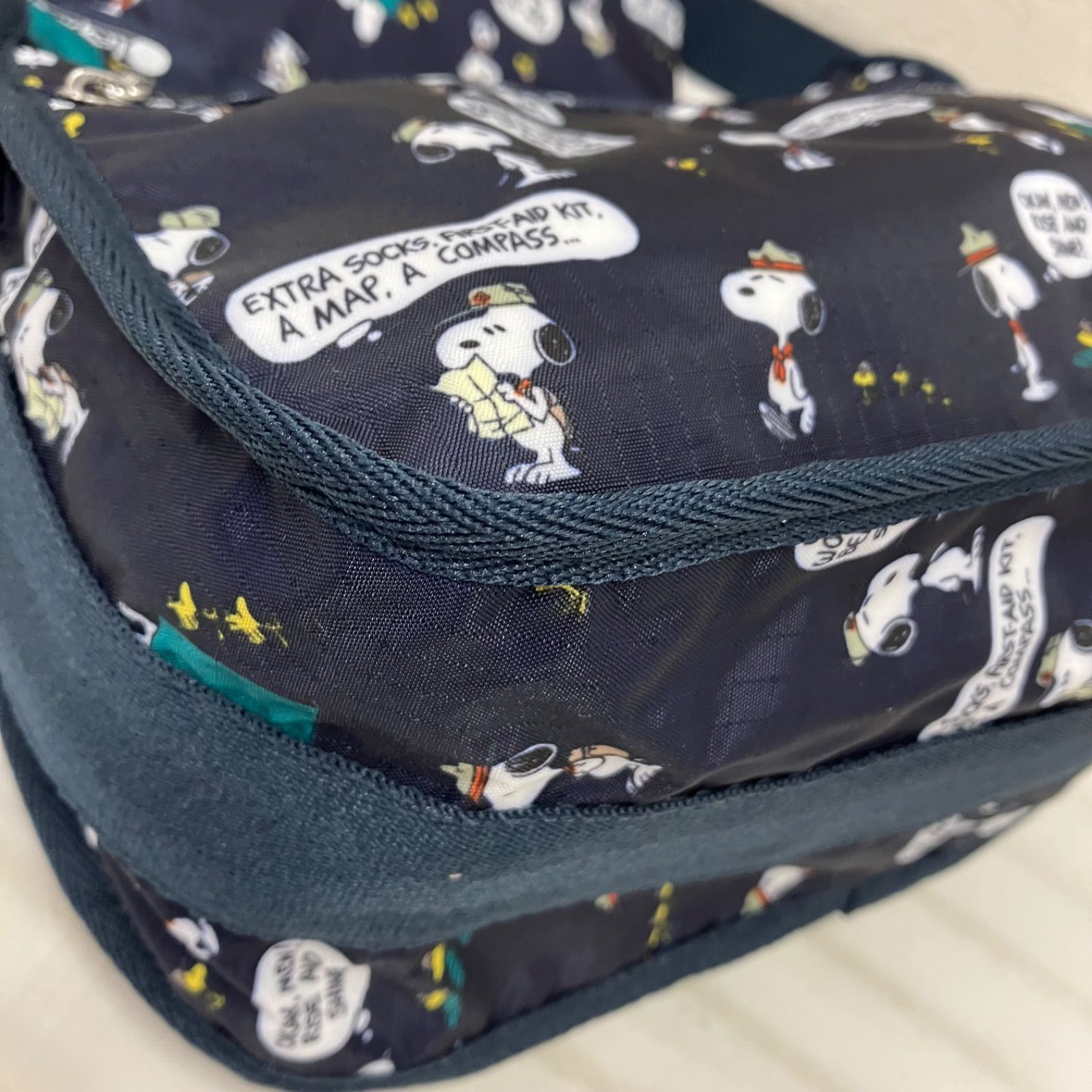 5829【良品】 LeSportsac レスポートサック ショルダーバッグ 斜めがけ