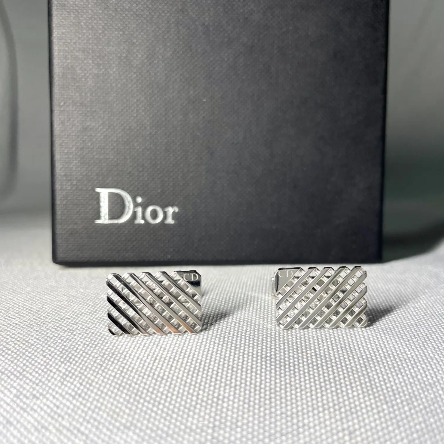 美品 希少 Dior Homme ディオールオム CDロゴ くり抜き格子デザイン