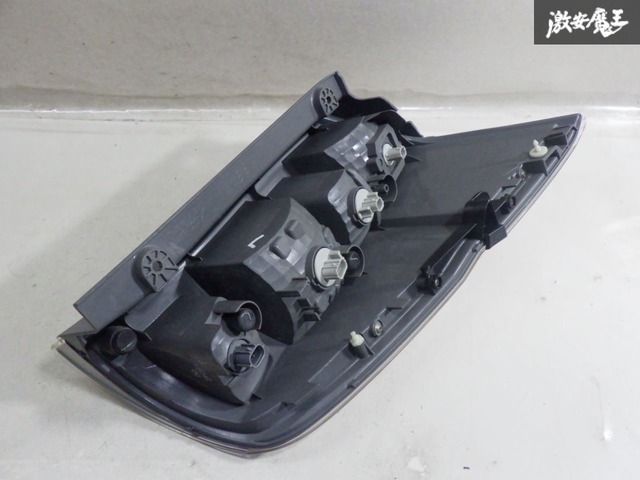 破損無し！】ホンダ純正 RK1 RK2 ステップワゴン 前期 テールライト
