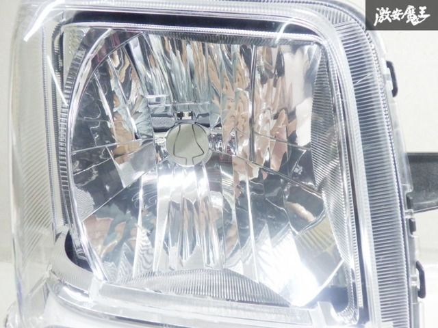 ストア出品】スズキ純正 DA17V エブリイ バン ハロゲン ヘッドライト