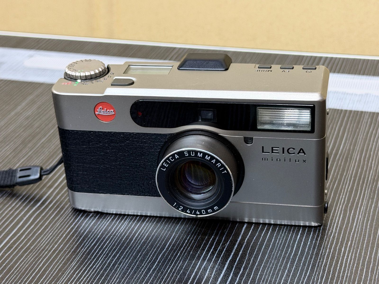 ライカ　Leica　minilux F2.4 40mm　フィルムカメラ　中古品
