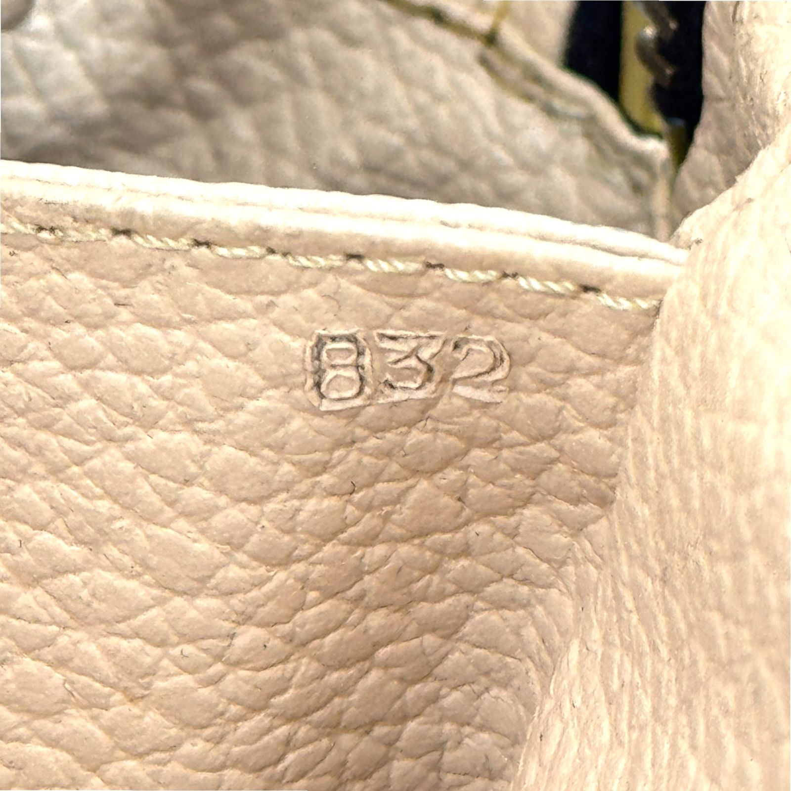 LOUIS VUITTON トゥルーストワレット28 モノグラムキャンバス 旧型