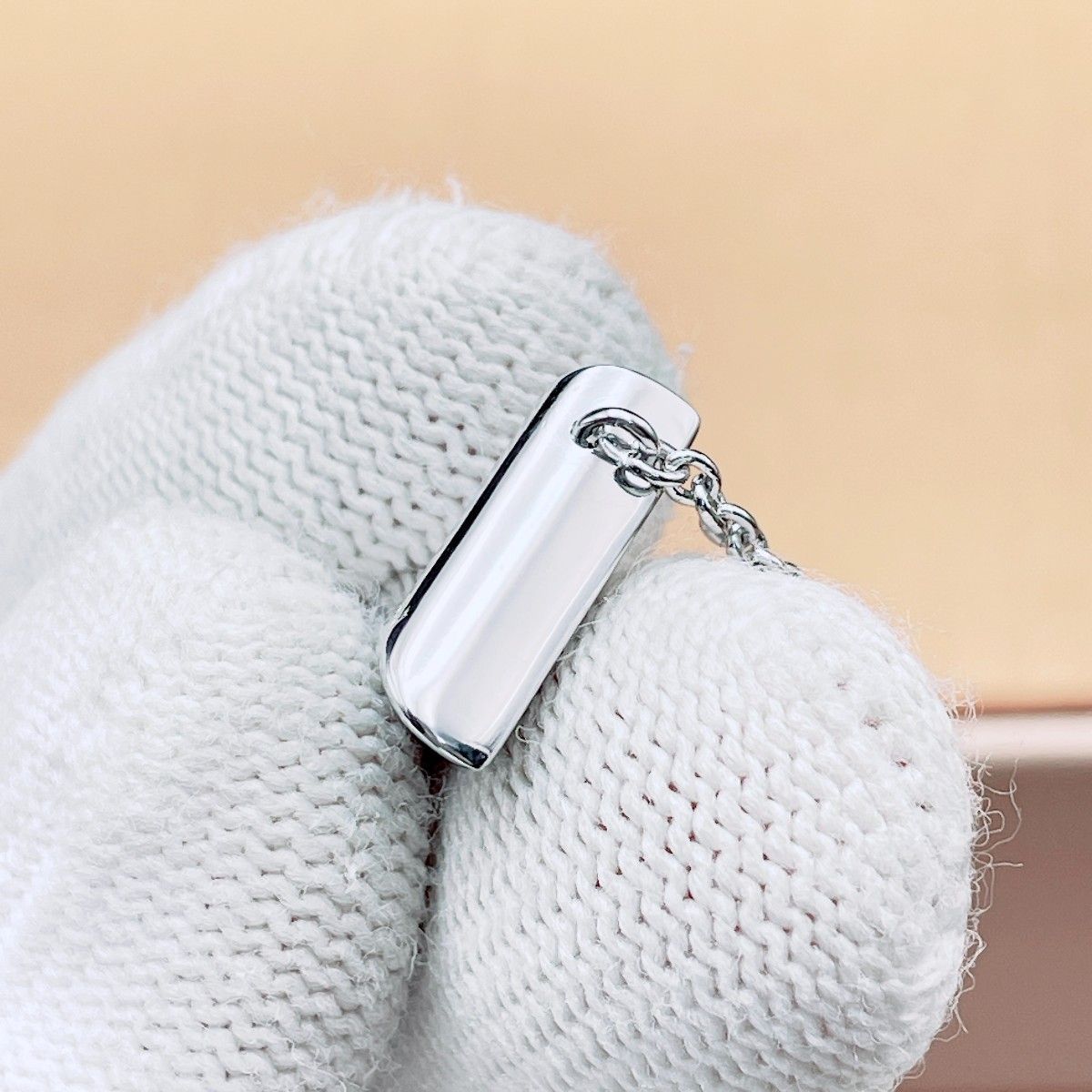 ◇ルイヴィトン◇新品仕上済 LOUIS VUITTON M63198 エセンシャルV