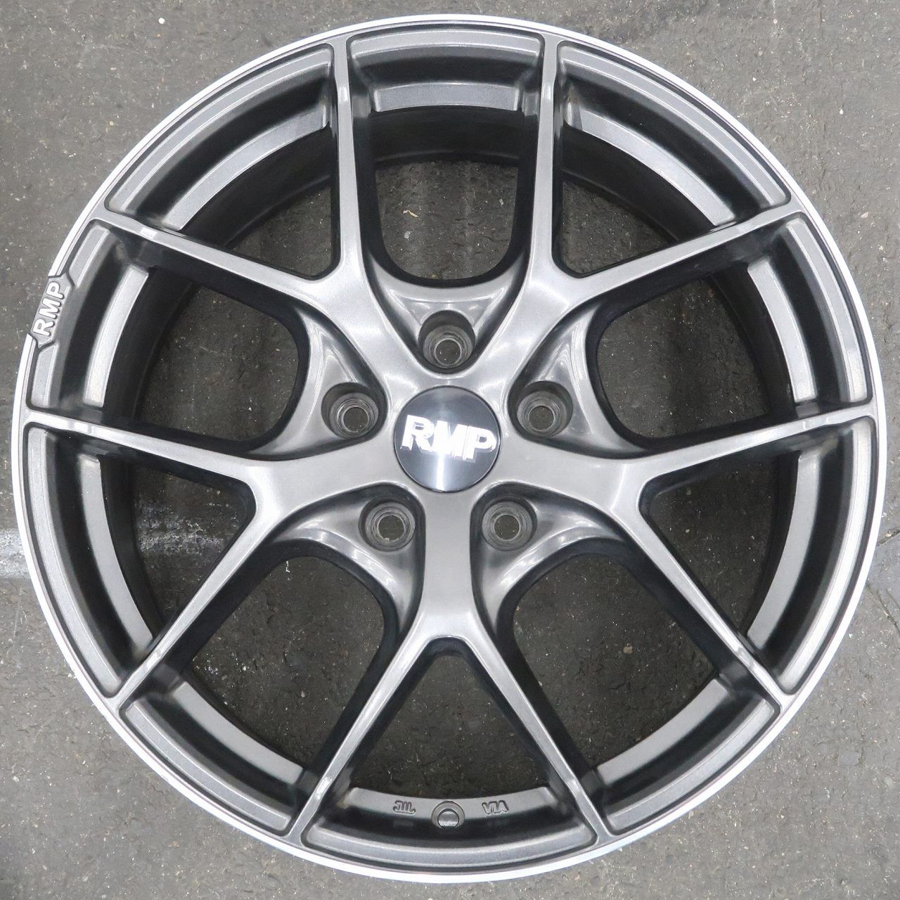 4本 MiD RMP 025F 18インチ ホイールのみ 8J +36 5H PCD 120 BMW 1 