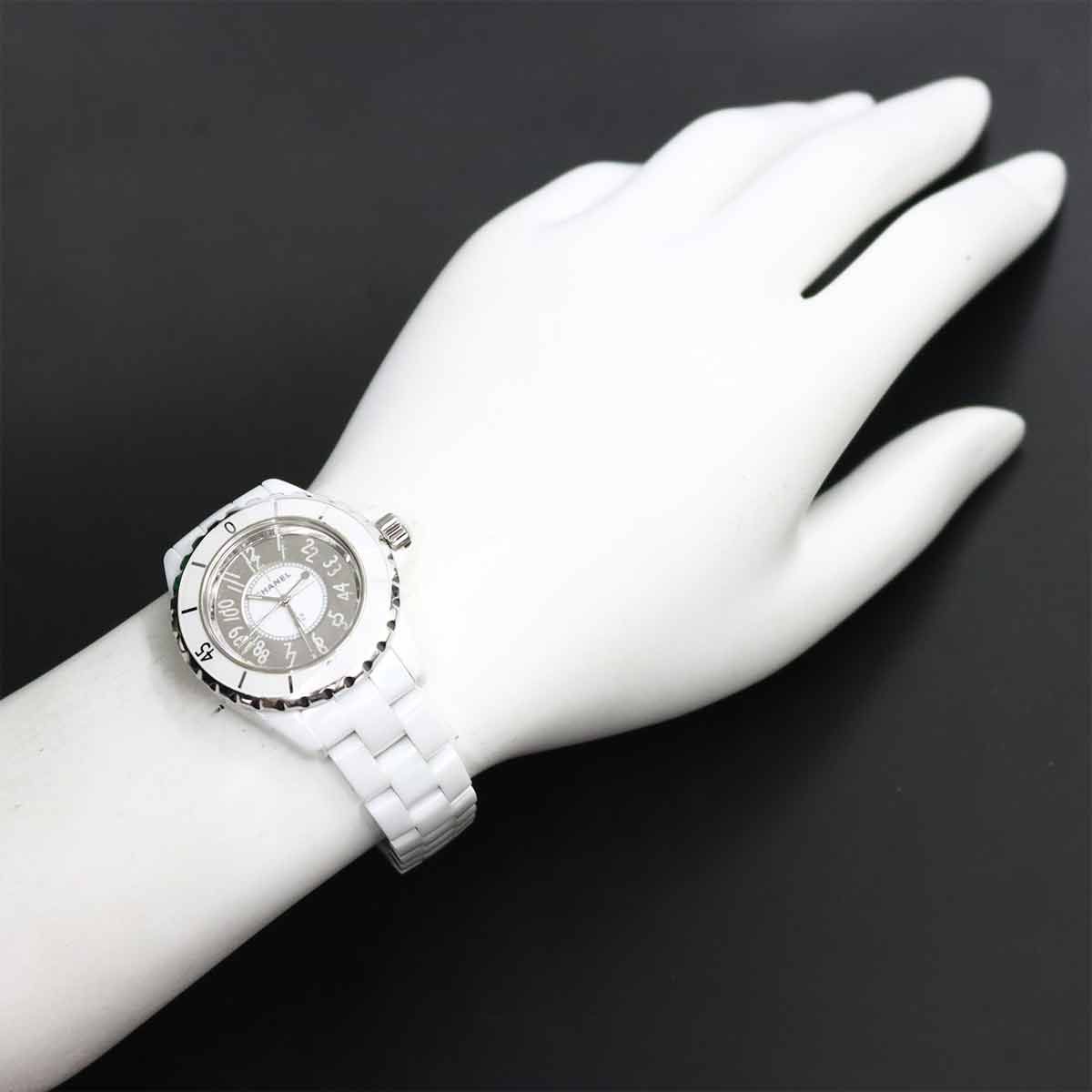 CHANEL ホワイト クォーツ 腕時計ノベルティ シャネル CHANEL J12 H4861 レディース 腕時計 ホワイト セラミック