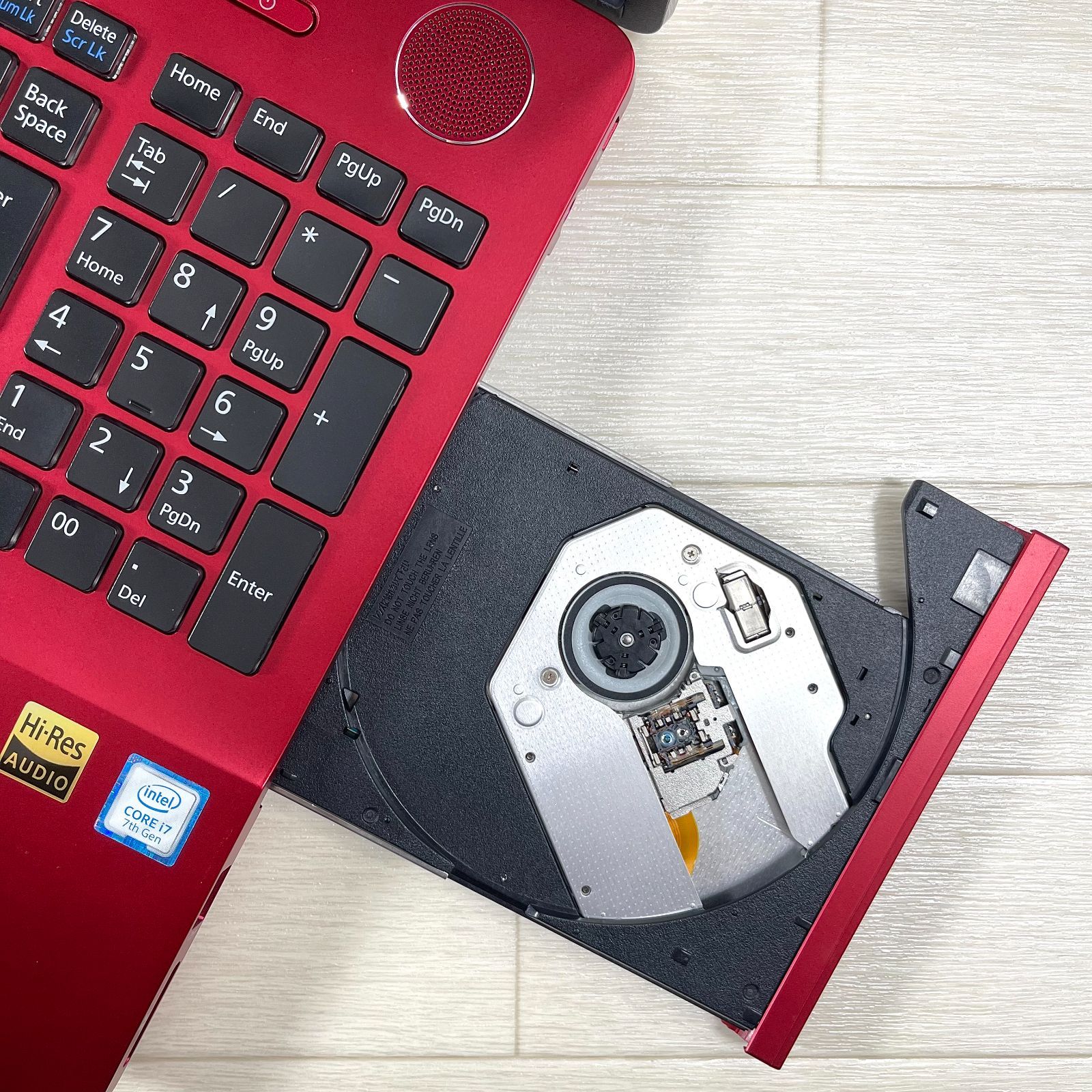 富士通 第7世代i7 SSD512GB メ16GB Office2024 Win11 - メルカリ