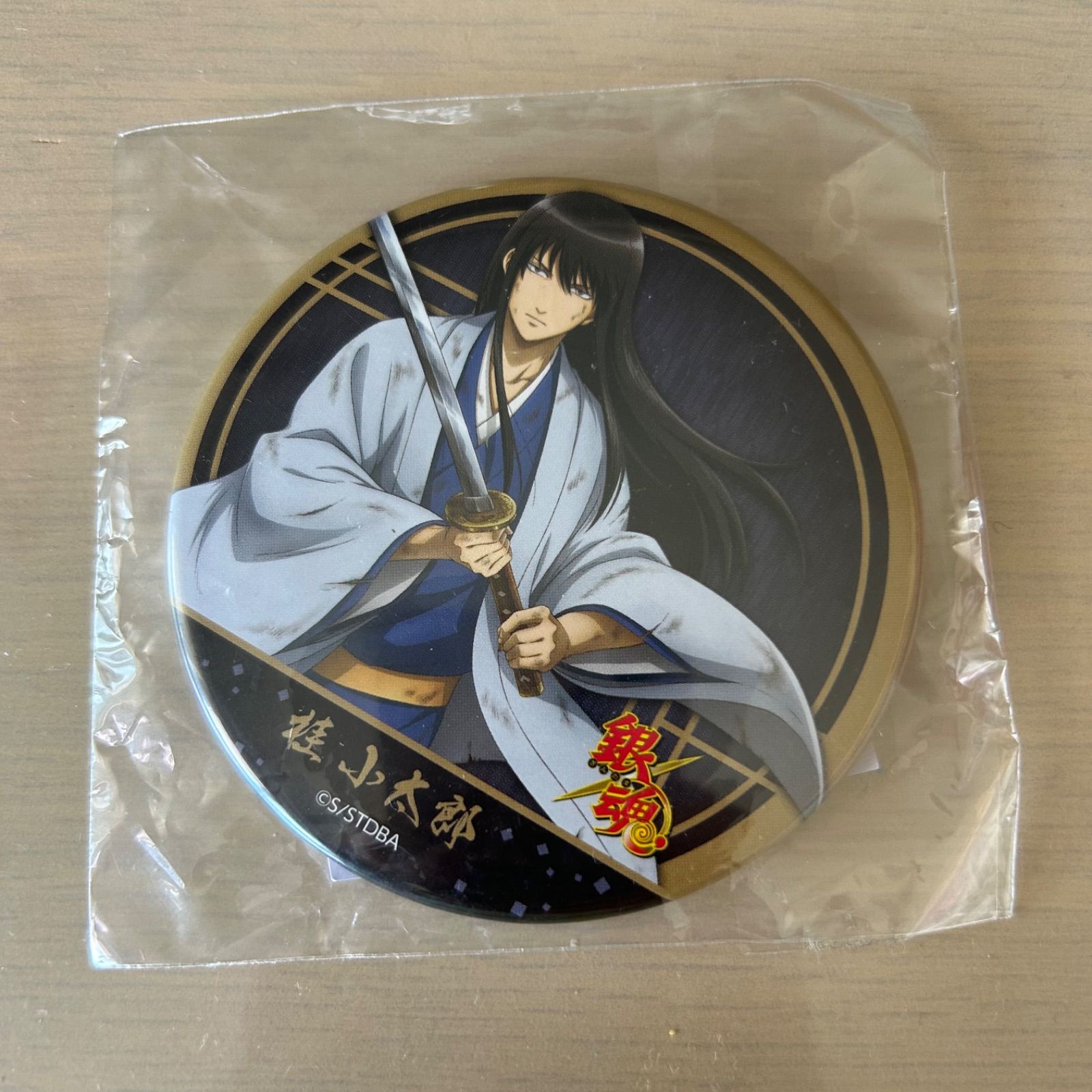 銀魂 桂小太郎 反撃の狼煙 缶バッジ 75mm - メルカリ
