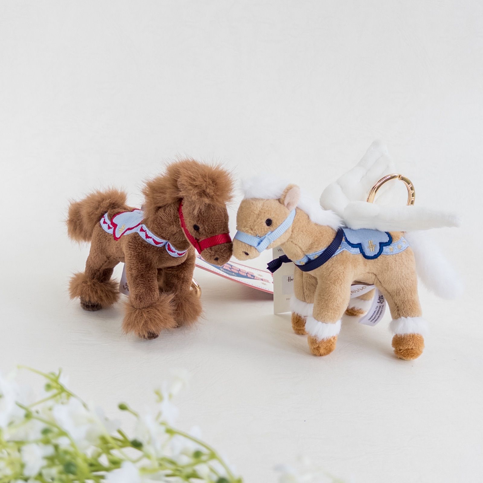 Harrods】新品ハロッズ ペガサス ぬいぐるみ キーホルダー バッグ