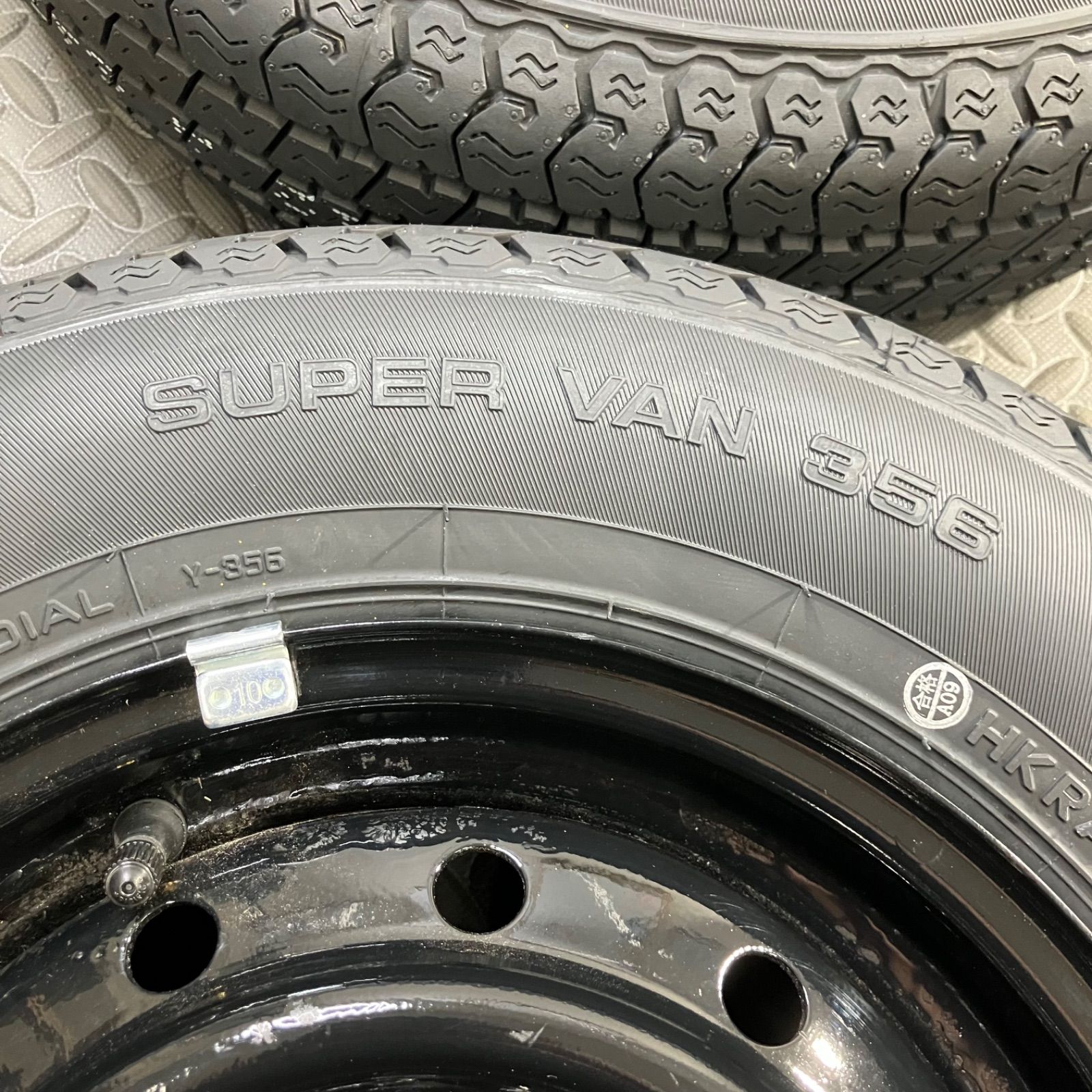 26年製 新品タイヤ 145/80R12 80/78N LT ヨコハマ スーパーバン356(夏
