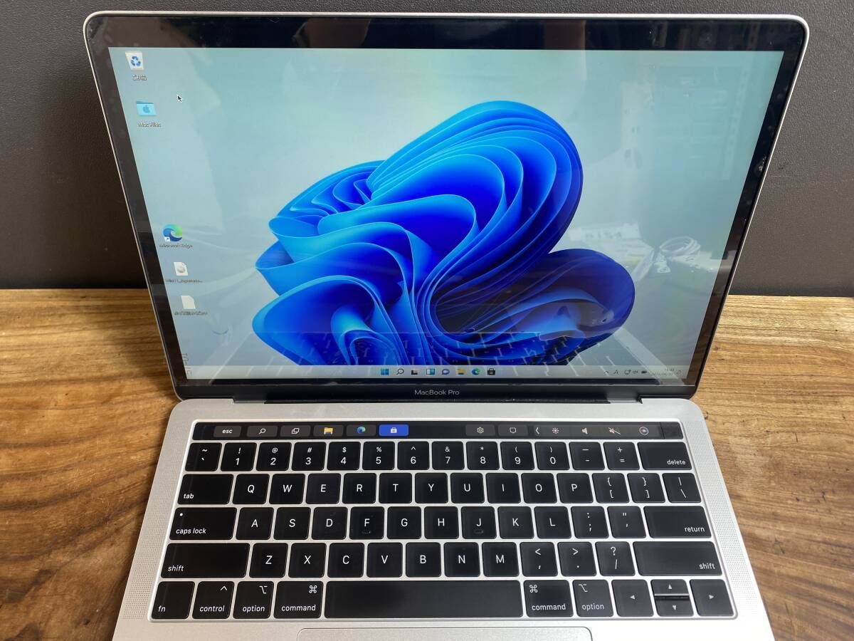 美品】MacBook Pro 13