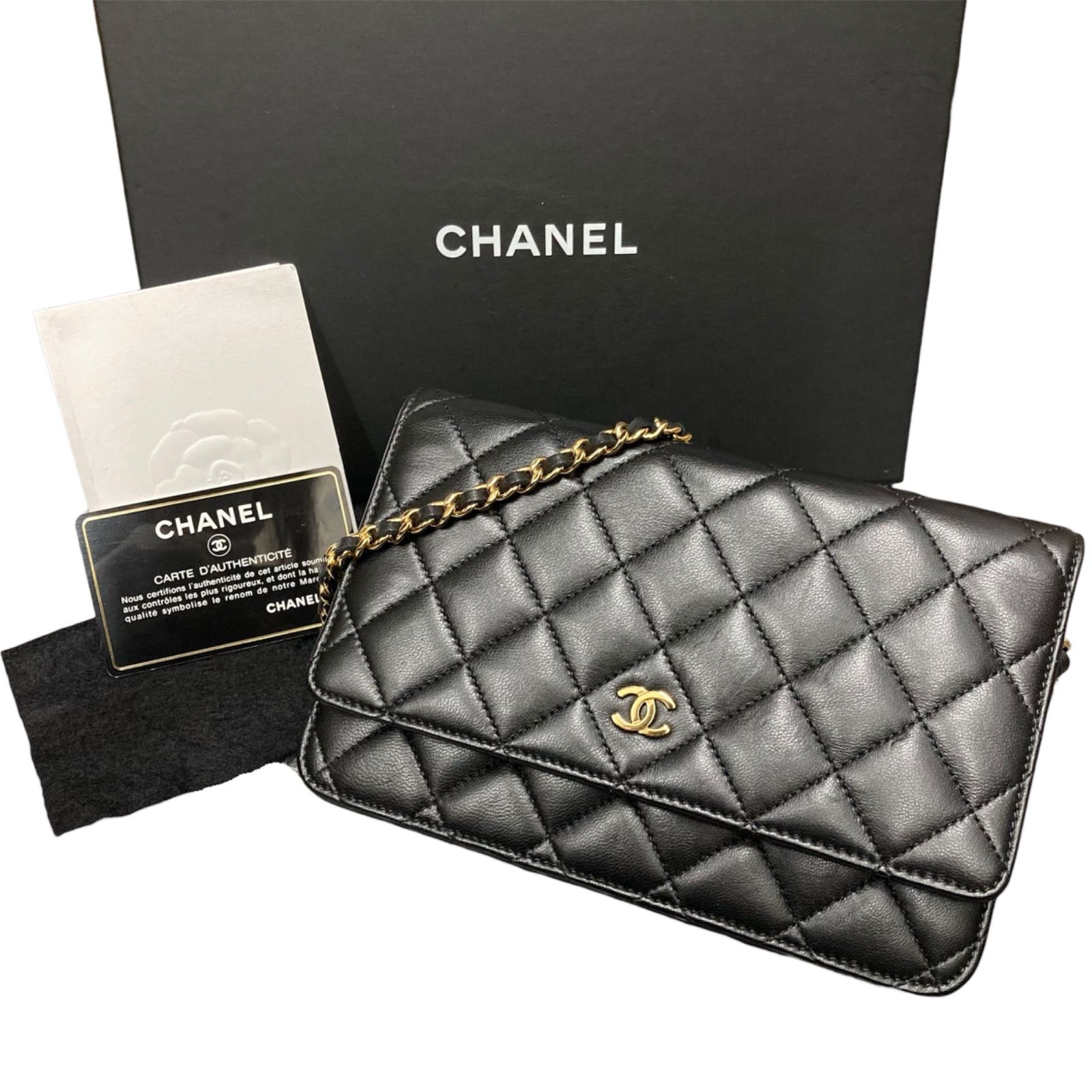 CHANEL シャネル マトラッセ チェーンウォレット ココマーク カード