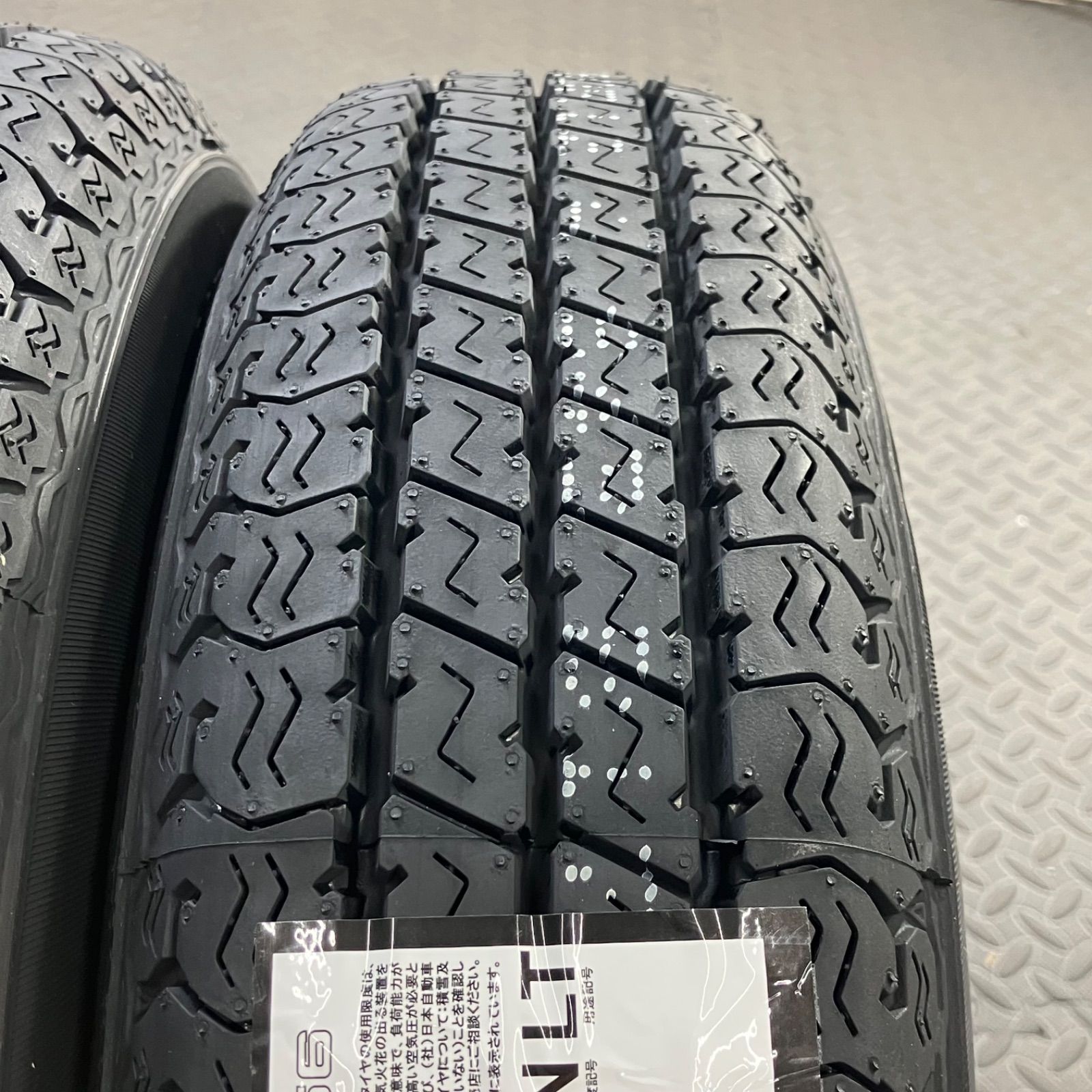 26年製 新品タイヤ 145/80R12 80/78N LT ヨコハマ スーパーバン356(夏