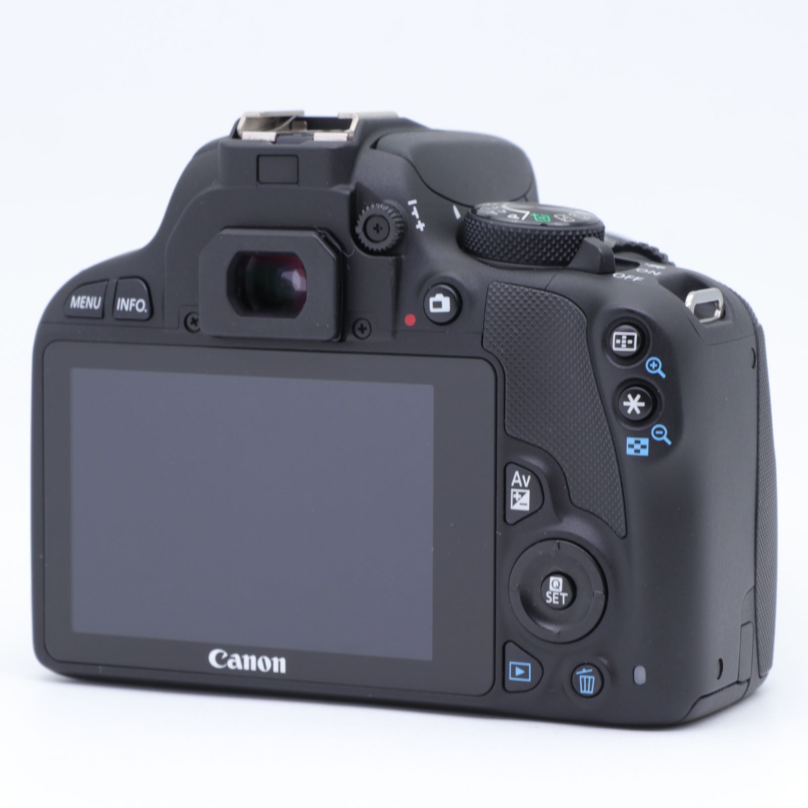 【送料無料】【並品】EOS Kiss X7 ダブルズームキット【ショット数 1164回】