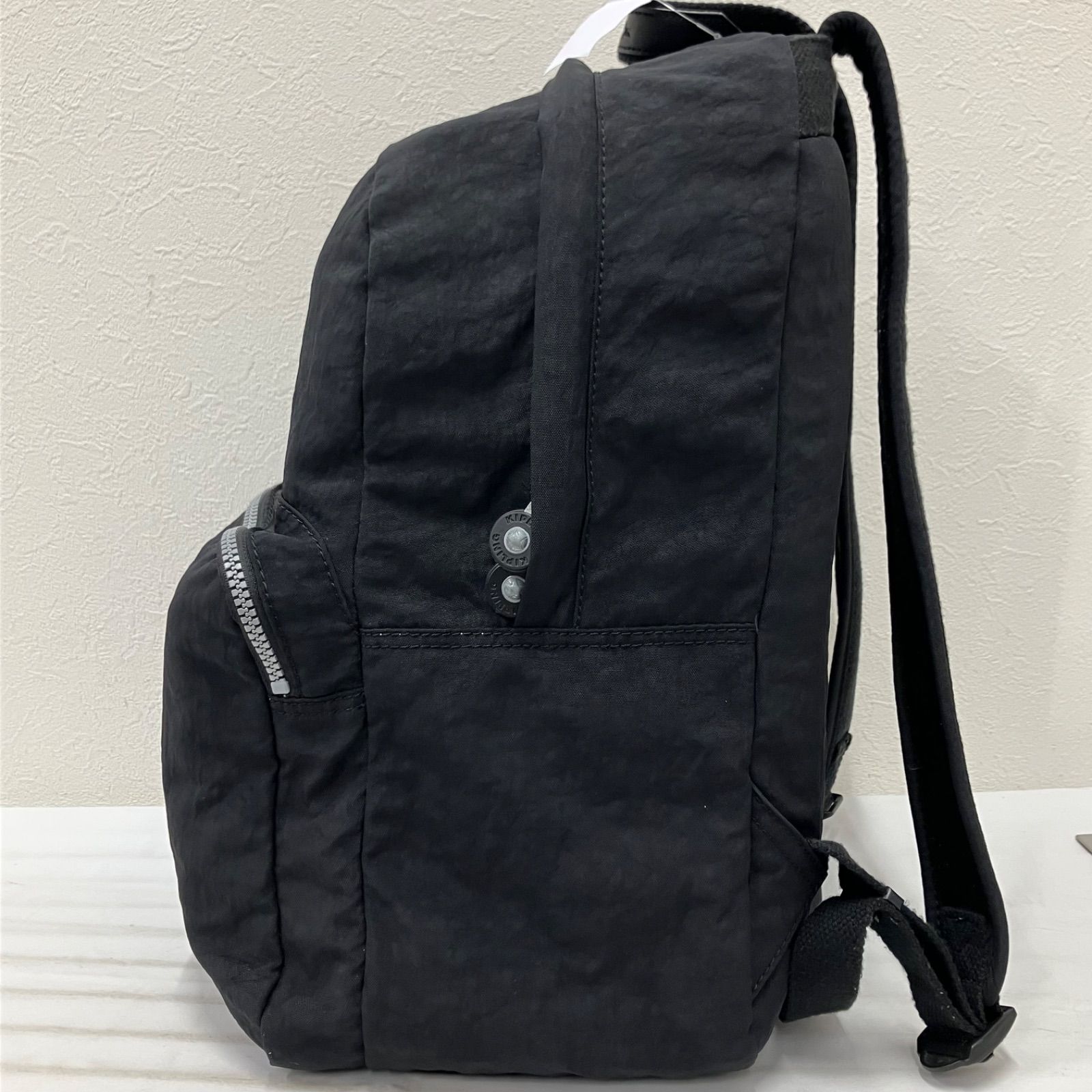 3996 KIPLING キプリング リュック バックパック ブラック系 黒 無地